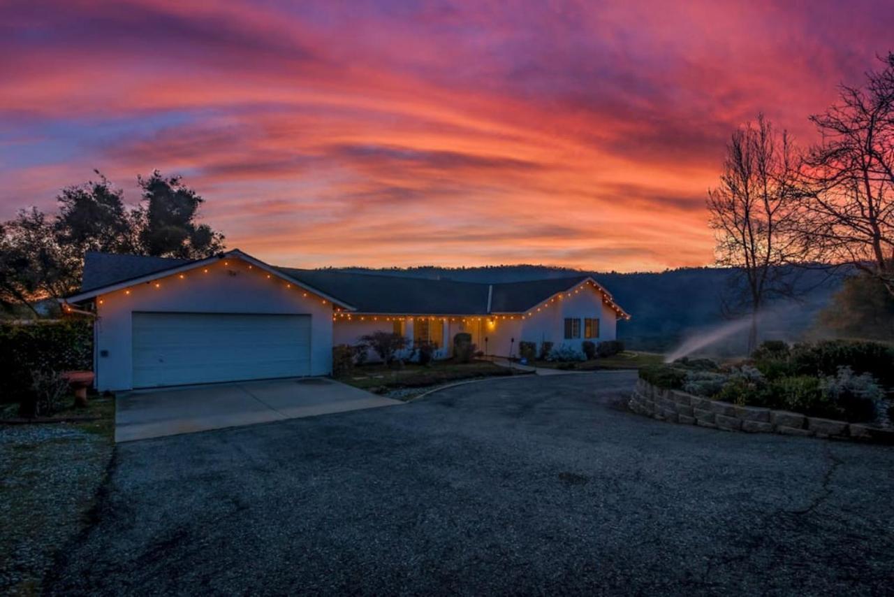 Fairy Tale 13-Acre Sunset Villa At Windy Gap Valley Near Yosemite オーウェニー エクステリア 写真