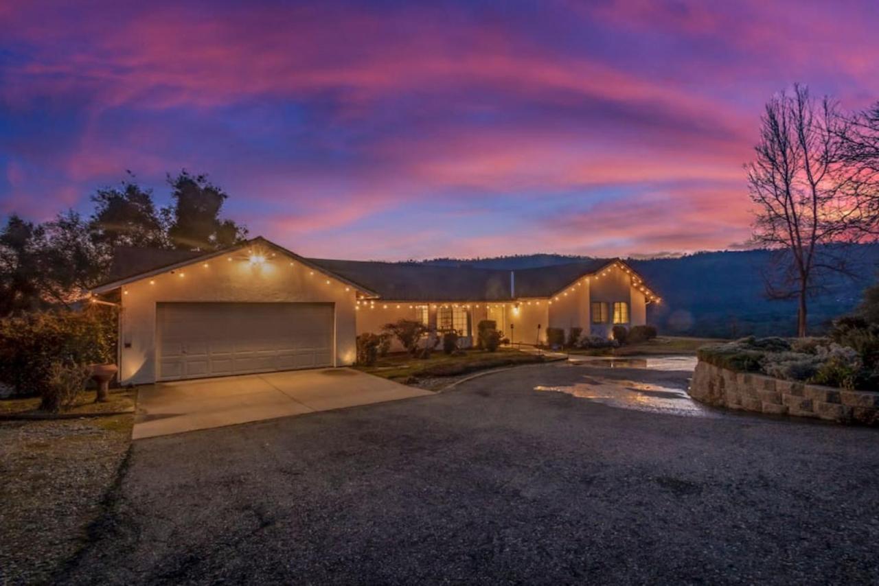 Fairy Tale 13-Acre Sunset Villa At Windy Gap Valley Near Yosemite オーウェニー エクステリア 写真