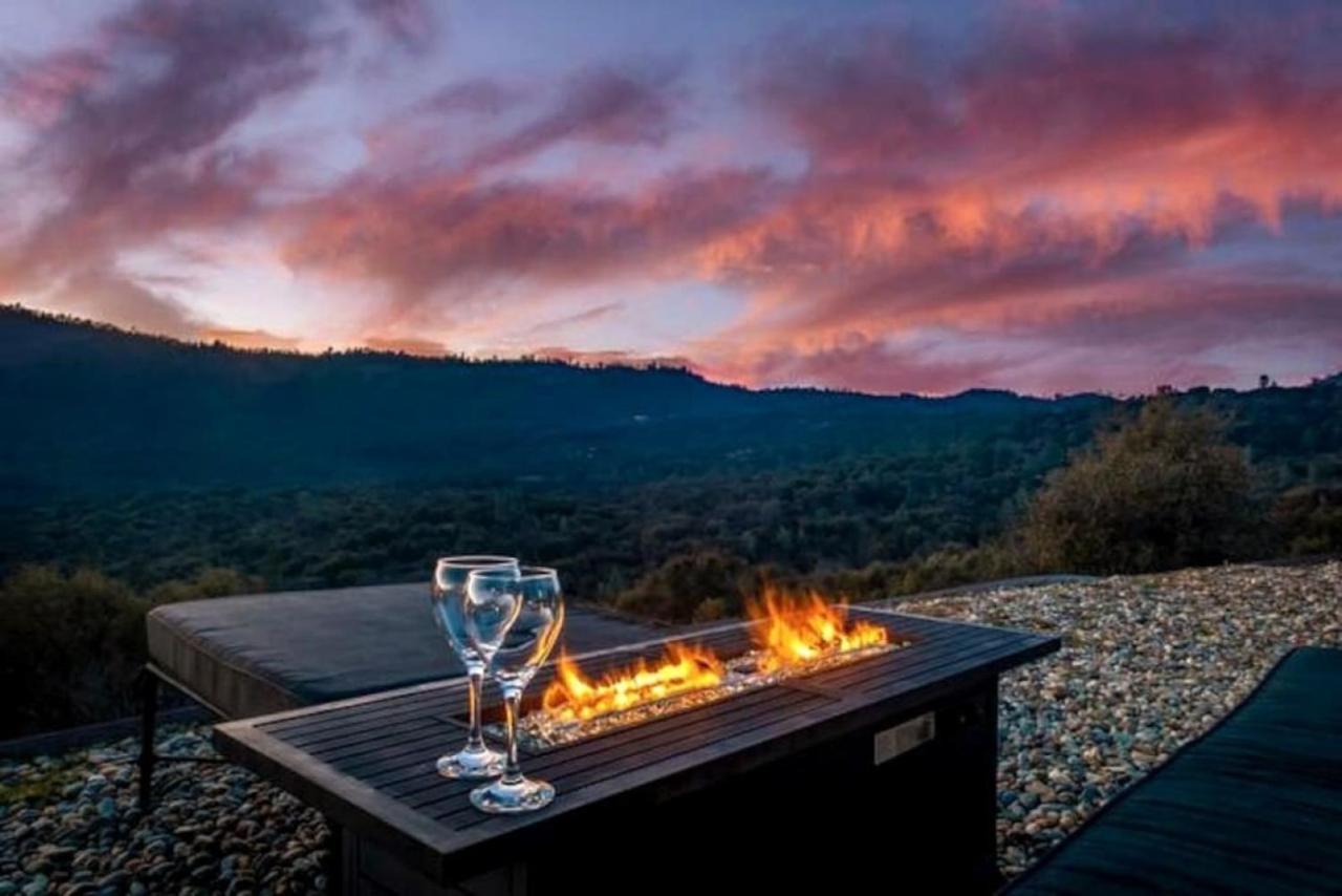 Fairy Tale 13-Acre Sunset Villa At Windy Gap Valley Near Yosemite オーウェニー エクステリア 写真